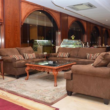 Al Higgi Hotel Yanbu Exterior photo