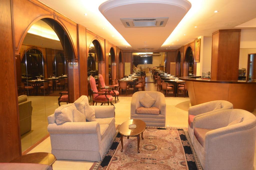 Al Higgi Hotel Yanbu Exterior photo